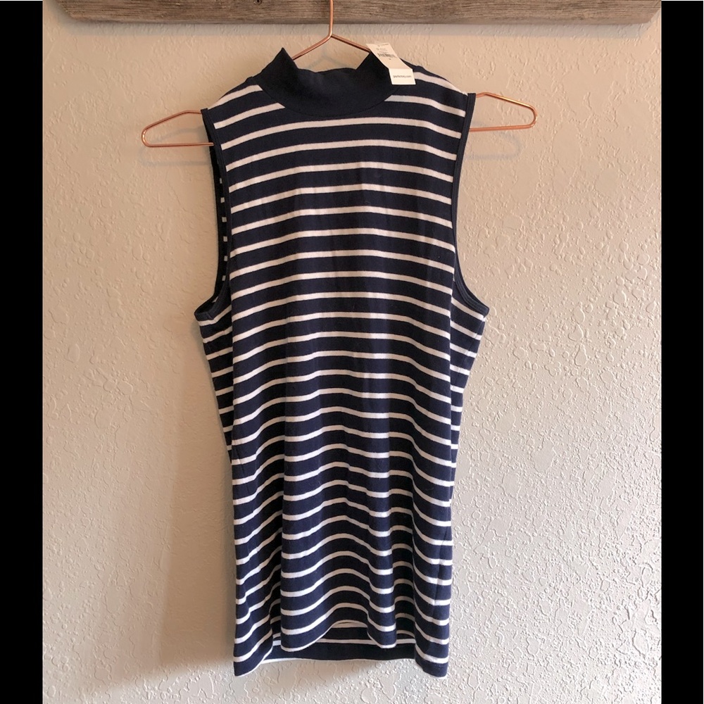 NWT Gap sleeveless striped top